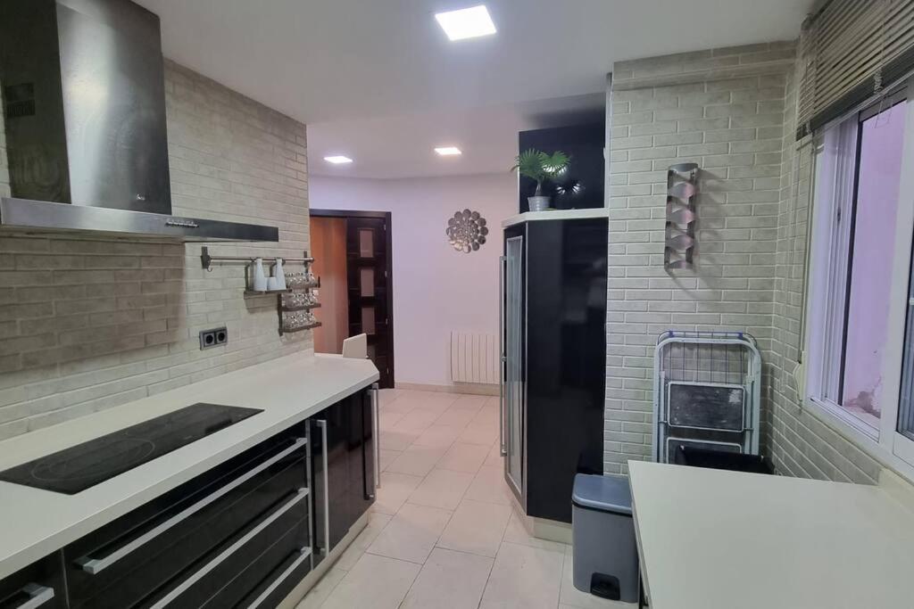 Piso Centrico Y Tranquilo Apartment Jaen Exterior photo